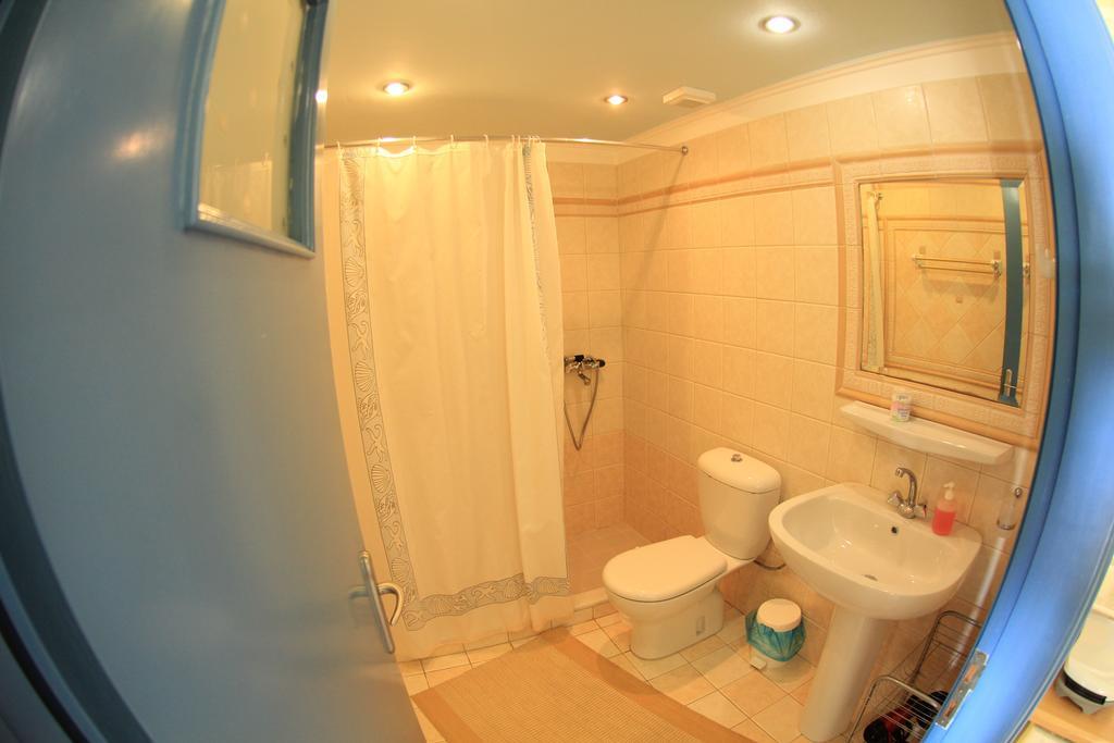 Iliobasilema Studios & Apartments Fiskardo Phòng bức ảnh