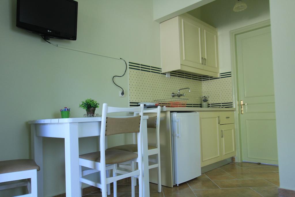 Iliobasilema Studios & Apartments Fiskardo Ngoại thất bức ảnh