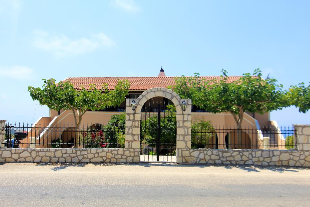 Iliobasilema Studios & Apartments Fiskardo Ngoại thất bức ảnh